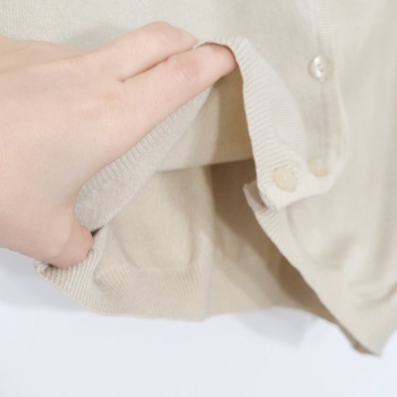 Gloria Vanderbilt Cream Beige Knit Cardigan Sweater Top Button Front Y2K Small - Picture 3 of 8